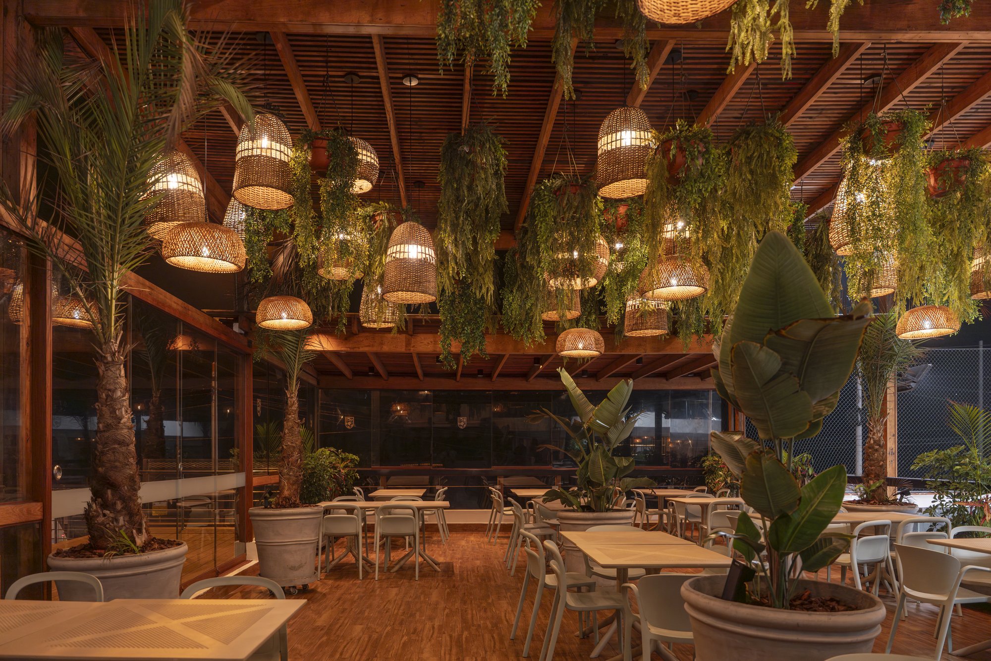 Club Terrazas — Makaha Sunset — 30